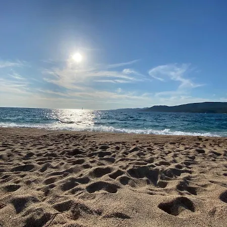 Bel T3 Vue 5 Min Des Plages A Pied *