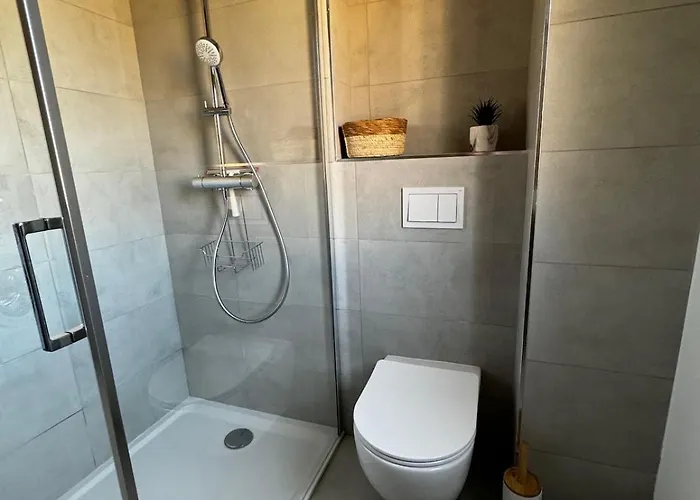 Bel T3 Vue 5 Min Des Plages A Pied *