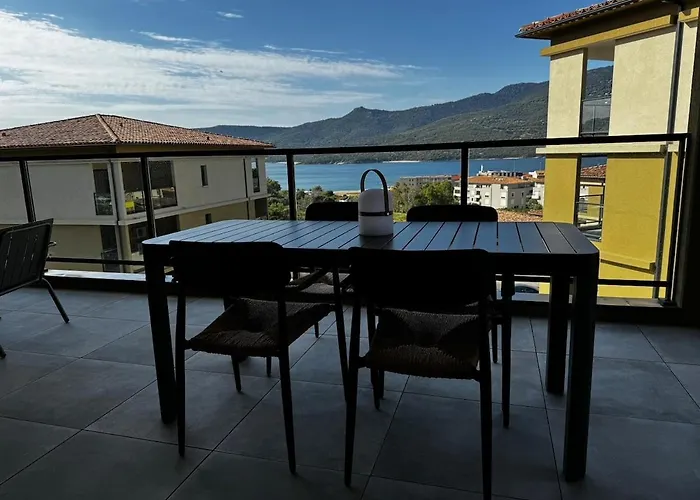 Bel T3 Vue 5 Min Des Plages A Pied Propriano (Corsica)